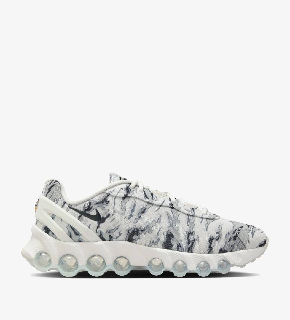 Nike Nike Air Max Dn8 Premium Erkek Gri Spor Ayakkabı - 10.999₺ - Superstep