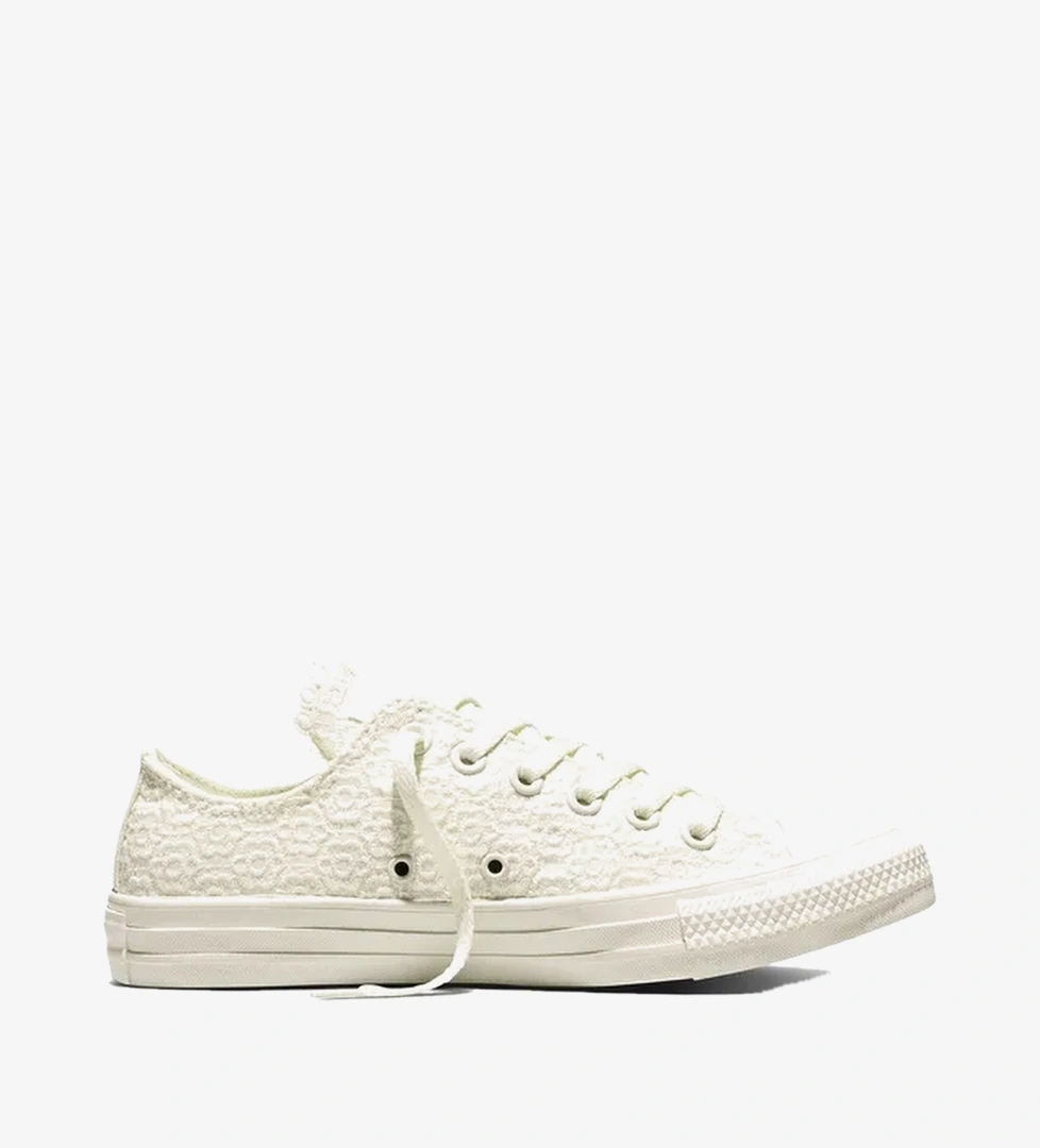 Converse Converse Chuck Taylor All Star Unisex Çiçek İşlemeli Krem Sneaker SuperStep'te! Krem - 1. görsel