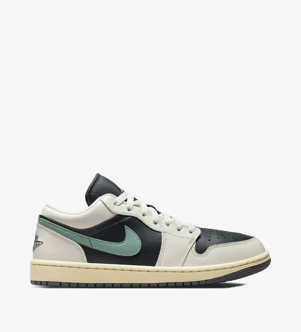 Jordan Air Jordan 1 Low Kadın Krem Sneaker
