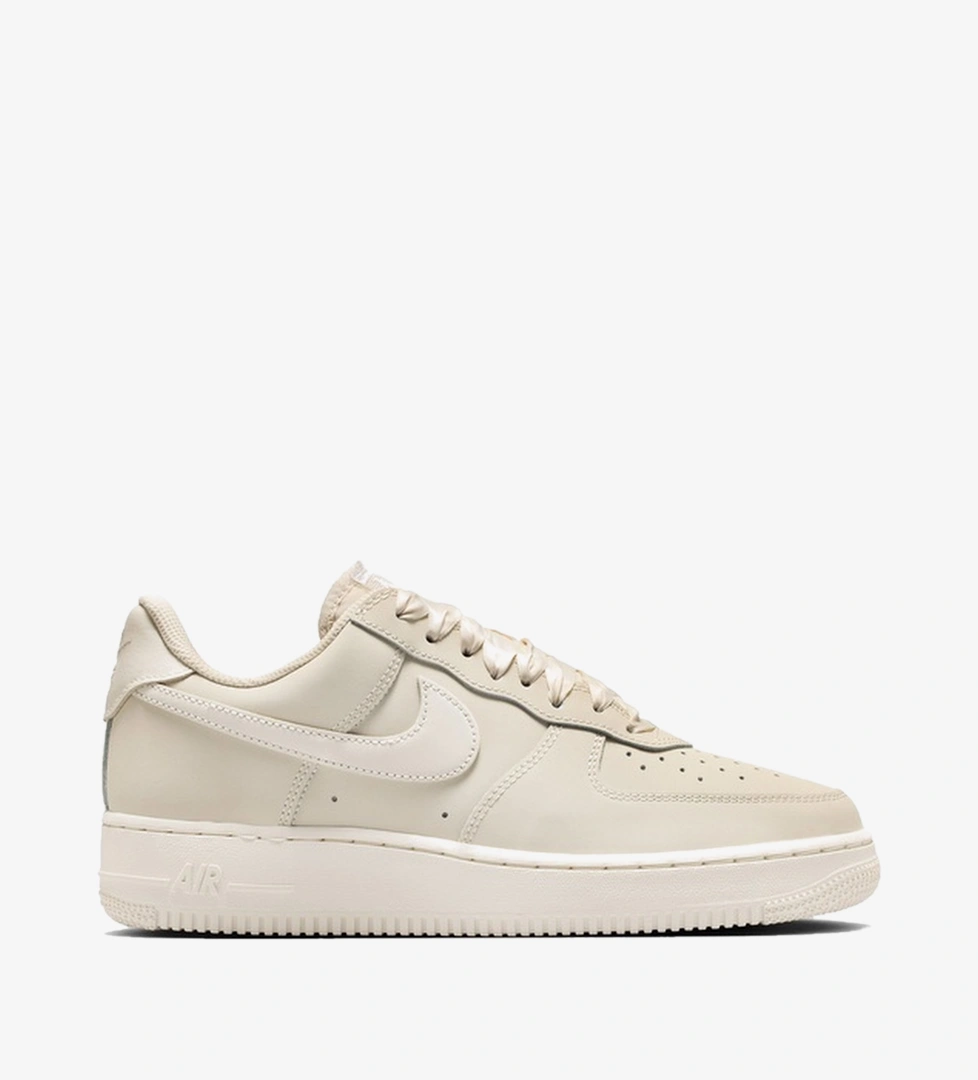 Nike Air Force 1 Retro Prm Kadın Beyaz Spor Ayakkabı