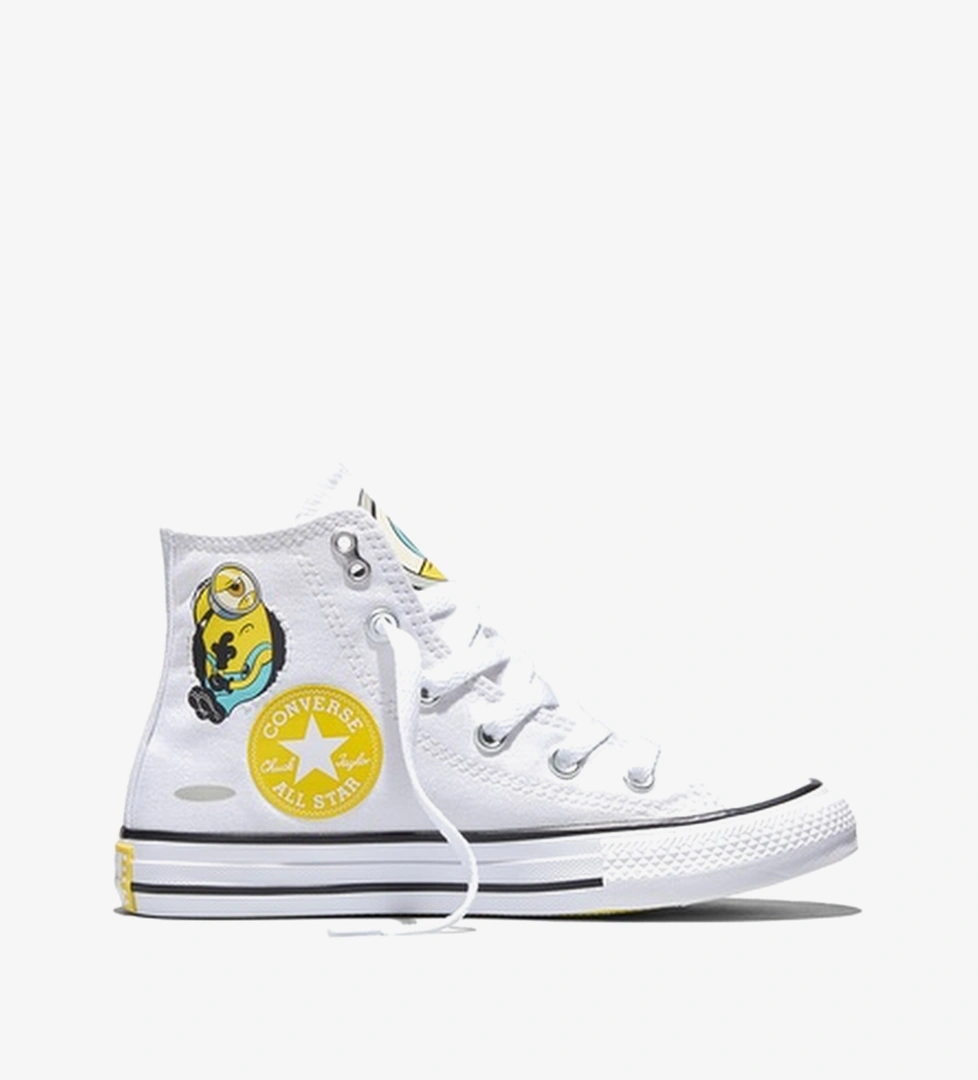 Beyaz Converse X Minions