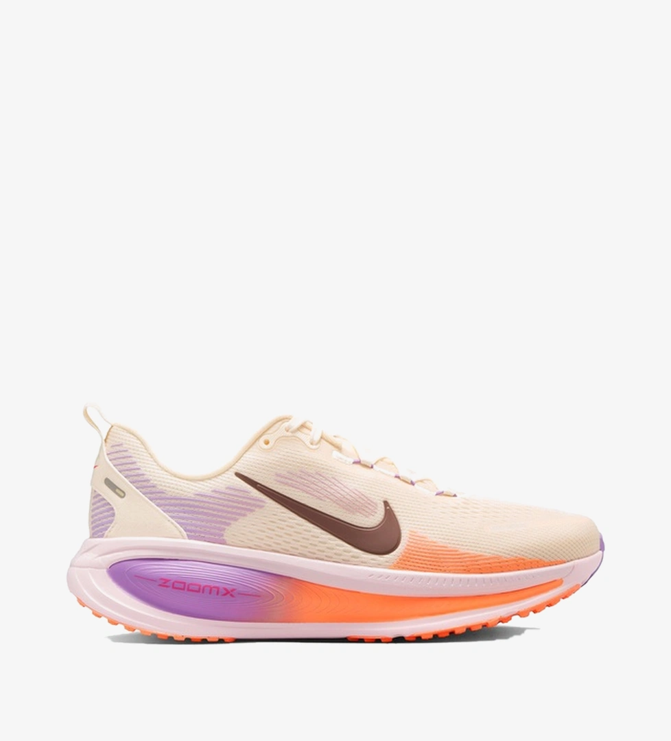 Nike Vomero 18 Kadın Beyaz Koşu Ayakkabısı