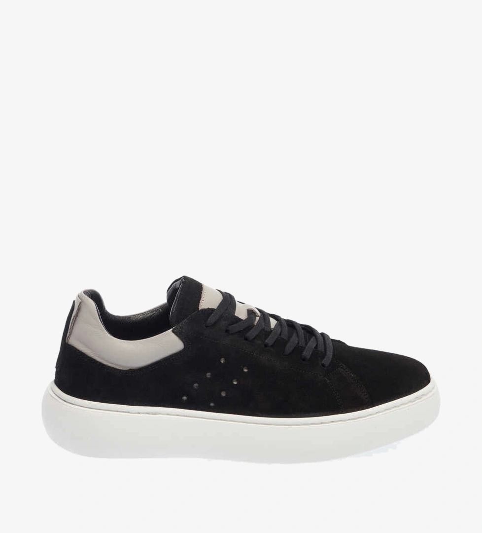 Siyah