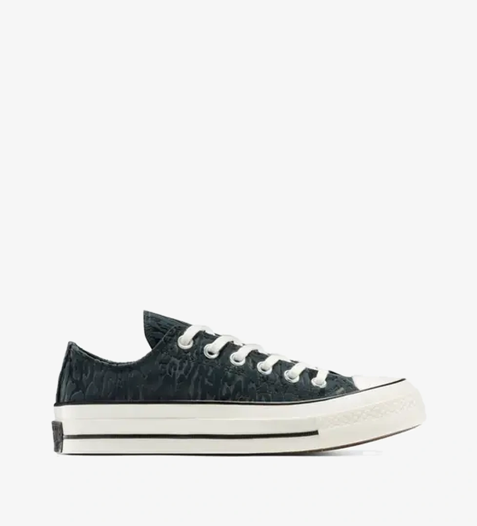 Converse Chuck 70 Low 'Satin Leopard' model görseli
