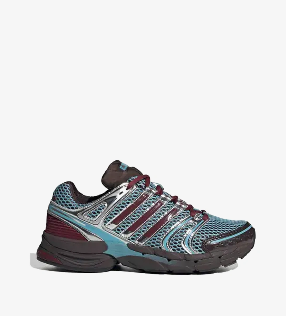 Adistar Control 5 'Preloved Blue' (W)