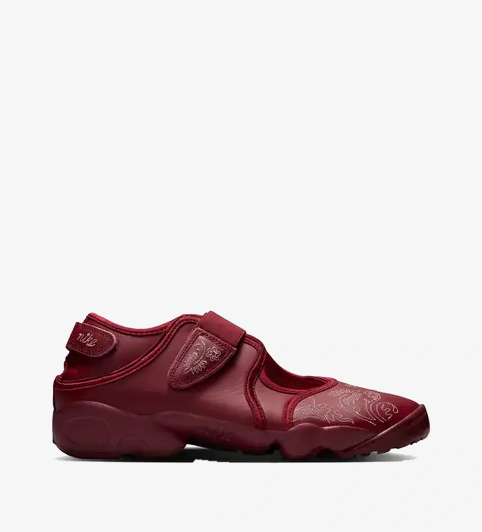 Nike Air Rift Ürün Listesi