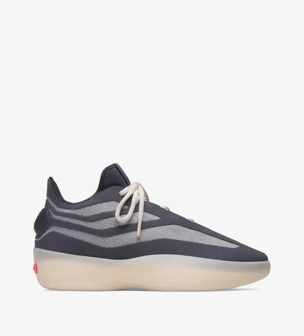 Adidas adidas x Fear of God Athletics II Basketball 'Carbon' model görseli