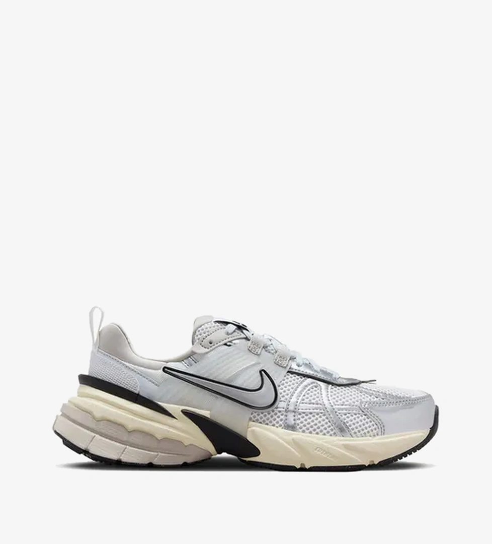 V2K Run 'Summit White' (W) - Görsel 1