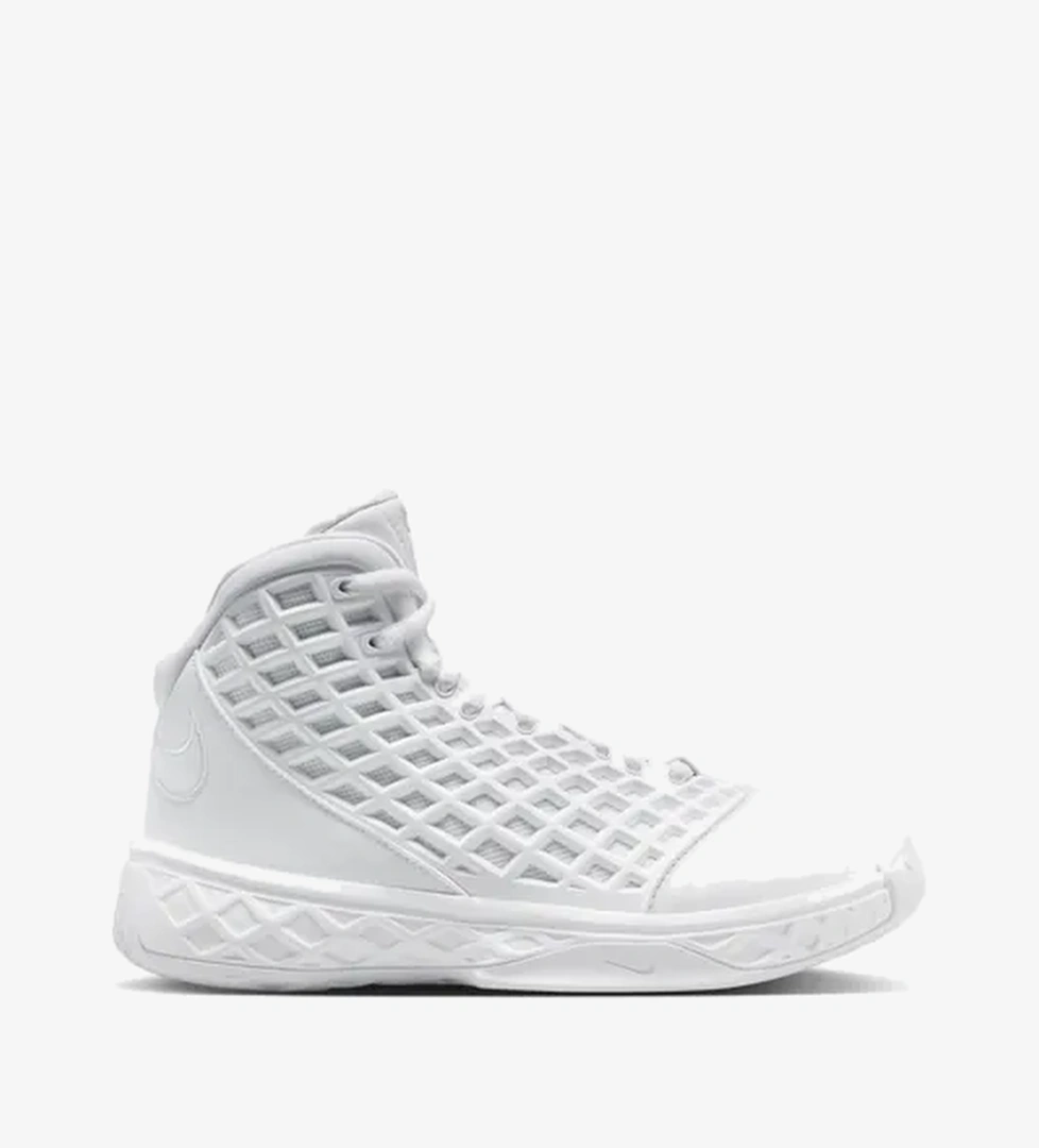 Nike Kobe 3 'Halo' (GS) model görseli