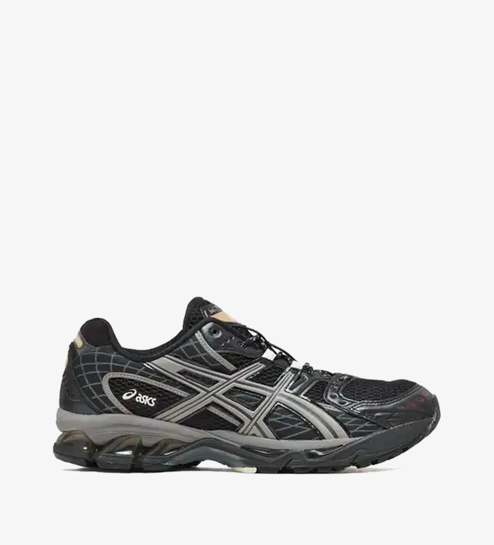 Gel-Nimbus 10.1 'Black & Clay Grey'