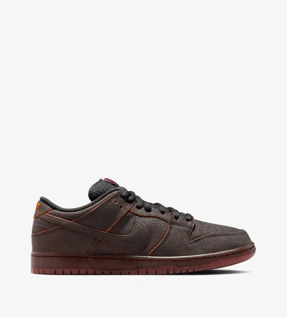 SB Dunk Low Pro Premium 'Krampus' - Görsel 1