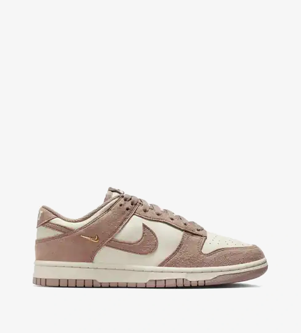 Dunk Low 'Malt Gold Mini Swoosh' (W)