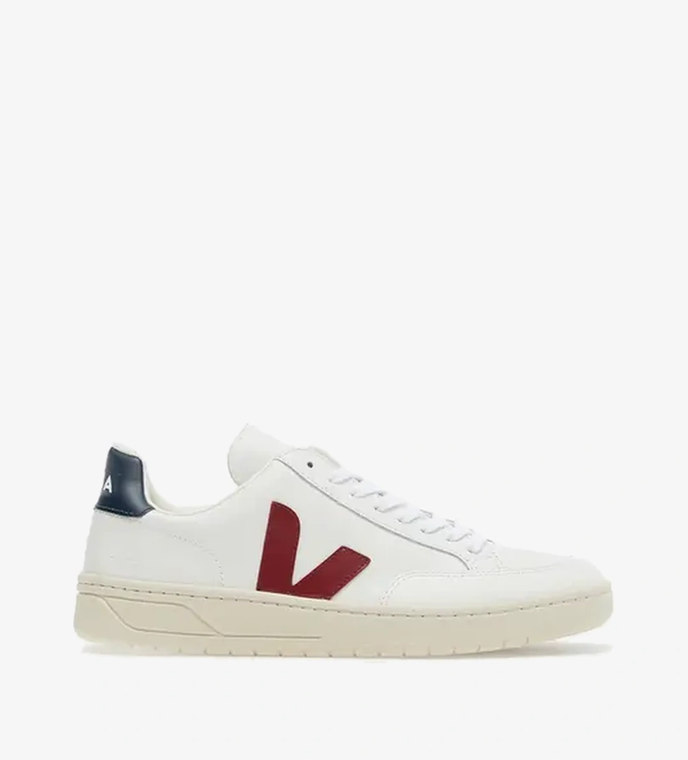 Veja V-12 Leather 'Marsala' model görseli