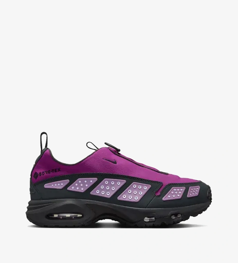 Nike Air Max SNDR GTX 'Bold Berry' model görseli