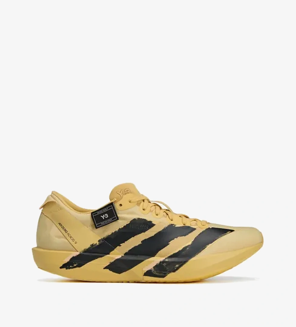 Y-3 Adios 9 'Yellow Oat' model görseli