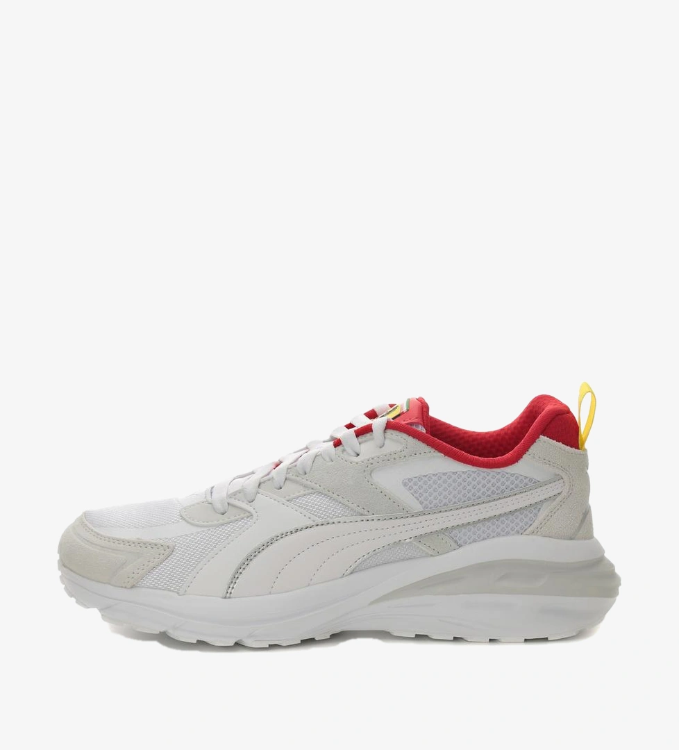Beyaz Puma Ferrari Roma