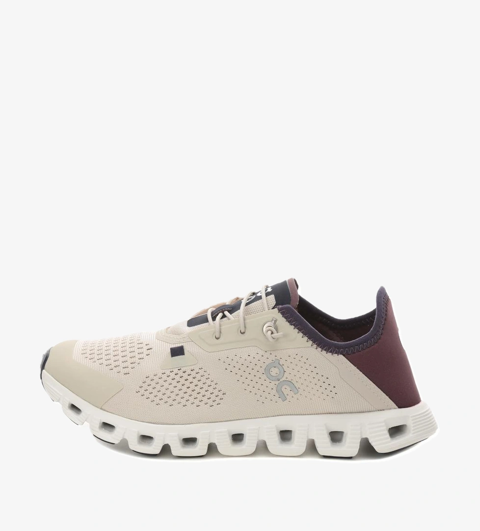 On On Cloud 5 Coast Kadın Spor Ayakkabı Krem model görseli