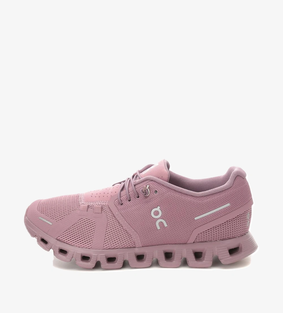 On On Cloud 5 Kadın Spor Ayakkabı Pembe model görseli