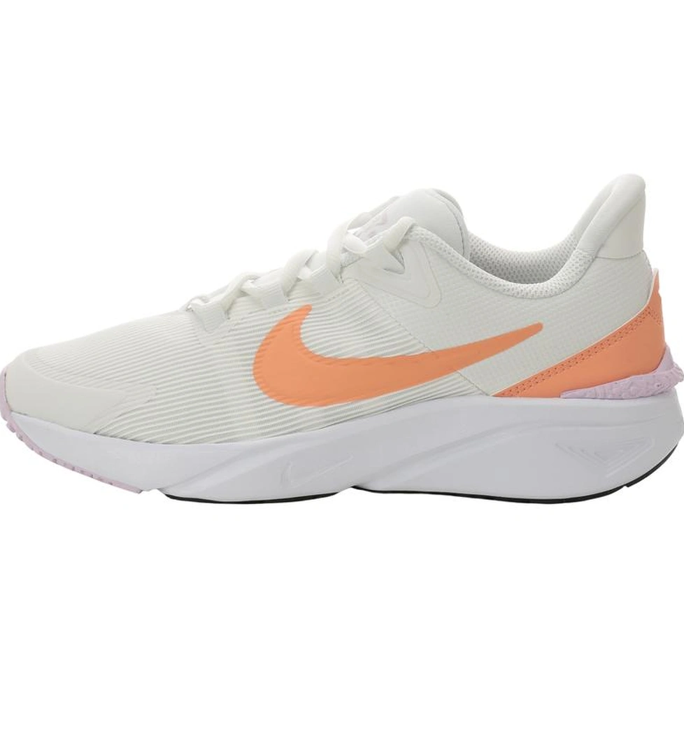 Nike Star Runner 4 Nn Beyaz Koşu (gs) Ayakkabısı model görseli