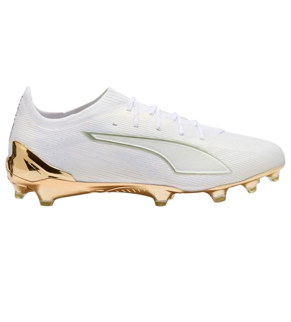 Puma Beyaz Puma Ultra 6 Ultimate FG Erkek