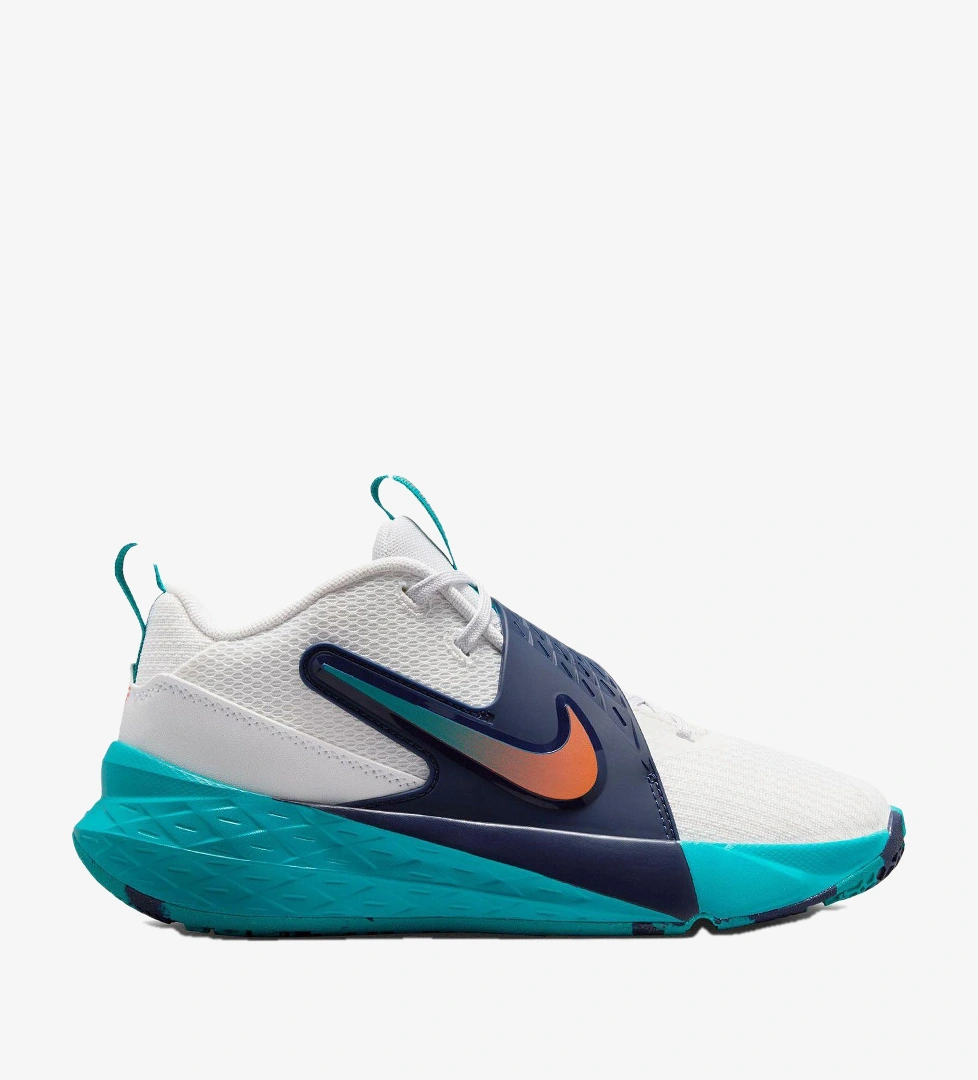 Nike Team Hustle D 12 Çocuk Spor Ayakkabı Beyaz