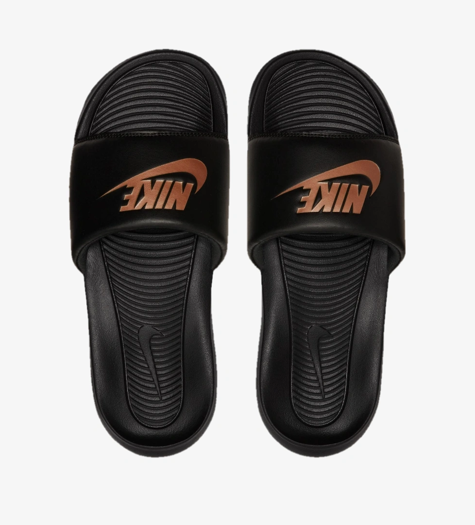 Siyah Nike Victori
